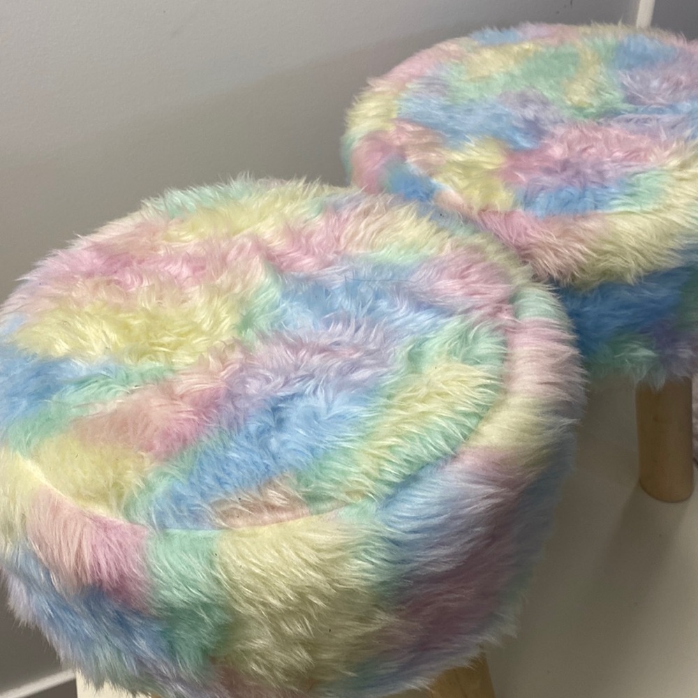 Cutest Rainbow Stools - Picture 2 of 3